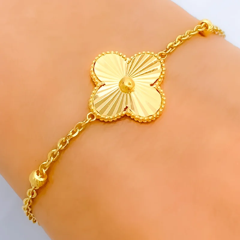 Women’s bracelet and ring sets-Shiny Sleek 21k Gold Clover Leaf Bracelet