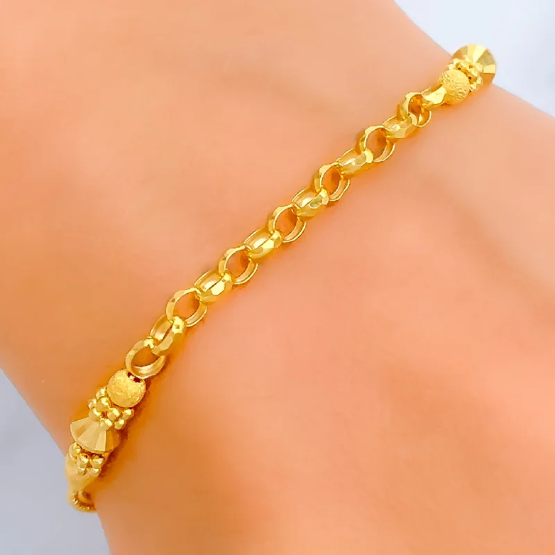 Women’s diamond bracelets-Charming Interlinked 22k Gold Bracelet