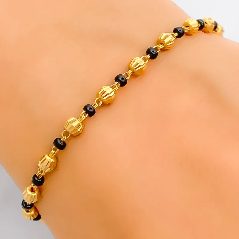 Women’s leather bracelets-Dainty Alternating 22k Gold Black Bead Bracelet