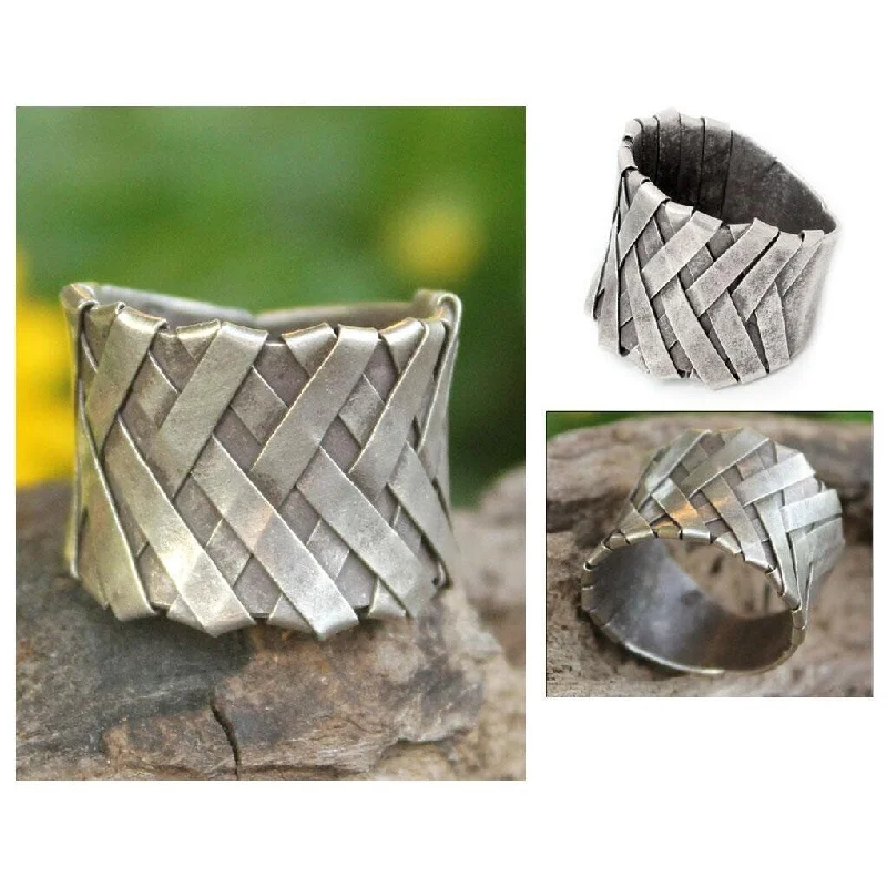 Women’s princess-cut rings-Handmade Sterling Silver 'Mae Ping Hug' Ring (Thailand)