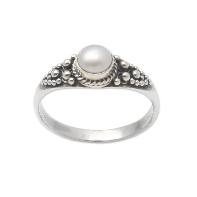 Women’s moonstone rings-Novica Handmade Opposite Directions Cultured Pearl Single Stone Ring