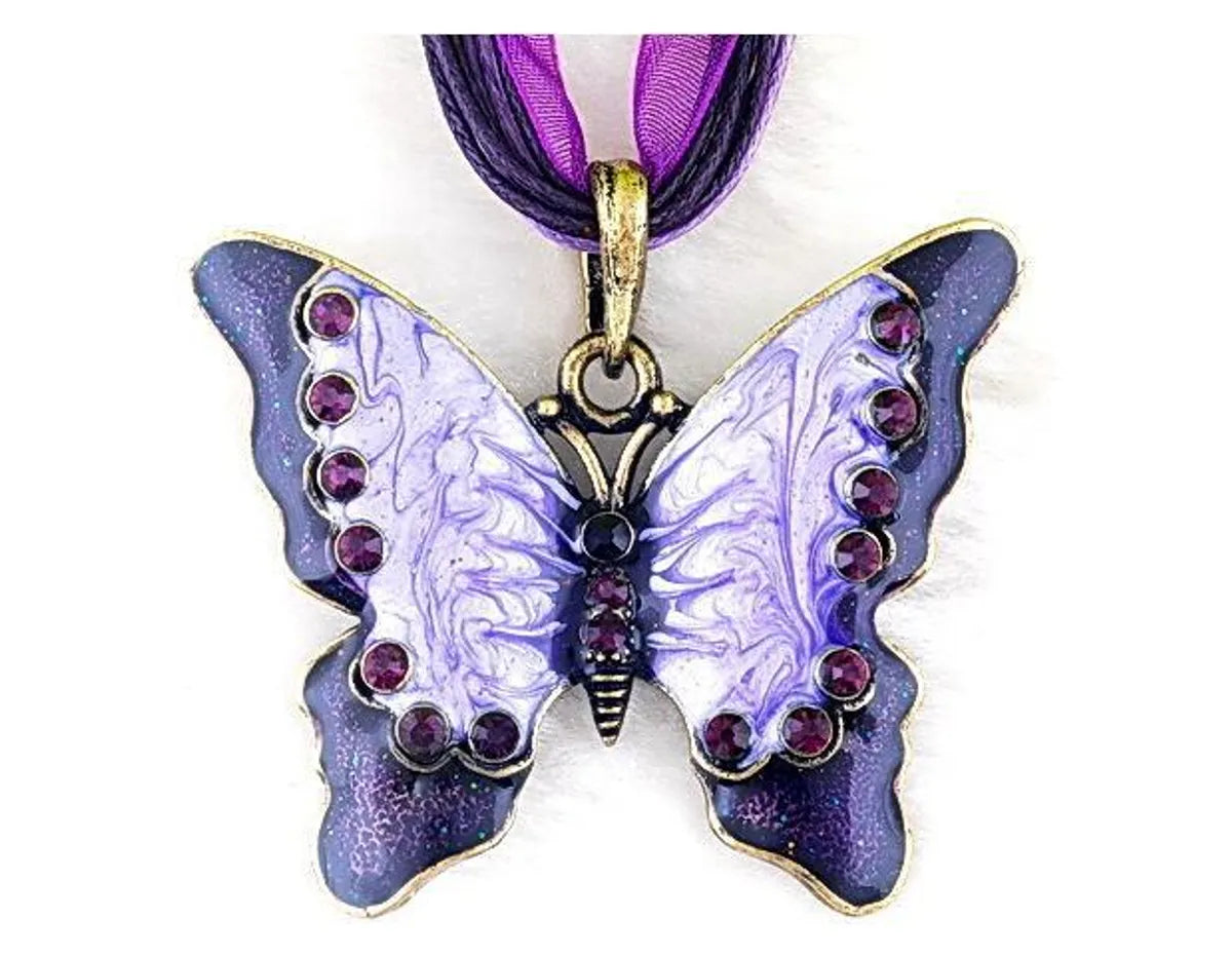 Women’s butterfly necklaces-Lady Butterfly Alloy Women's Pendant Necklace