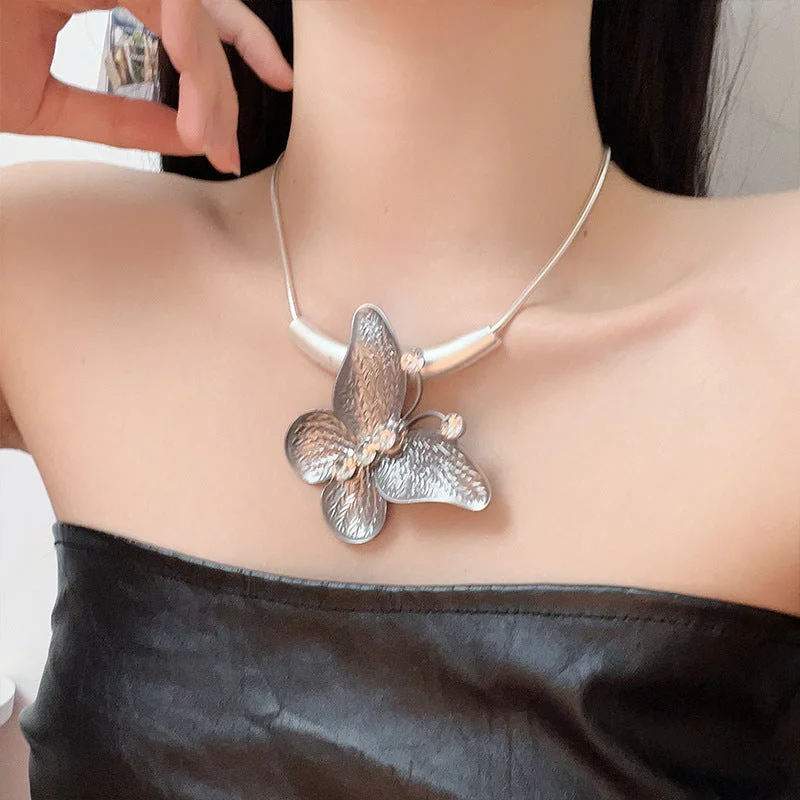 Women’s trendy chain necklaces-Simple Style Butterfly Alloy Wholesale Pendant Necklace