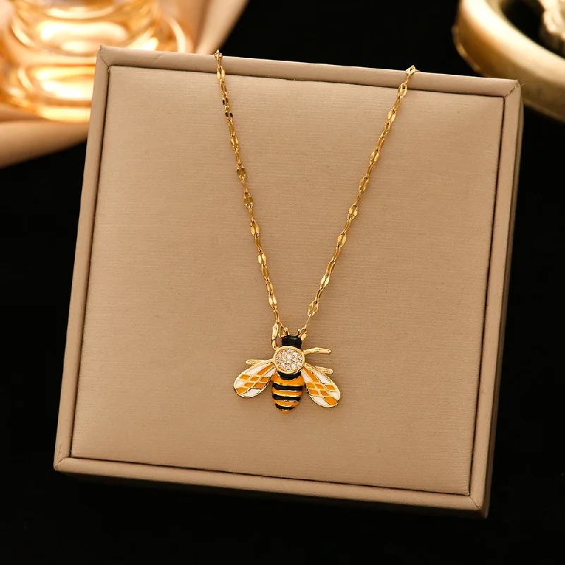 334 Little Bee Necklace-Gold