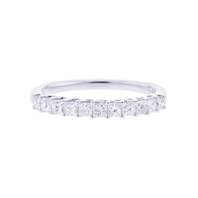 Women’s oval diamond engagement rings-Delaney Diamond Wedding Ring