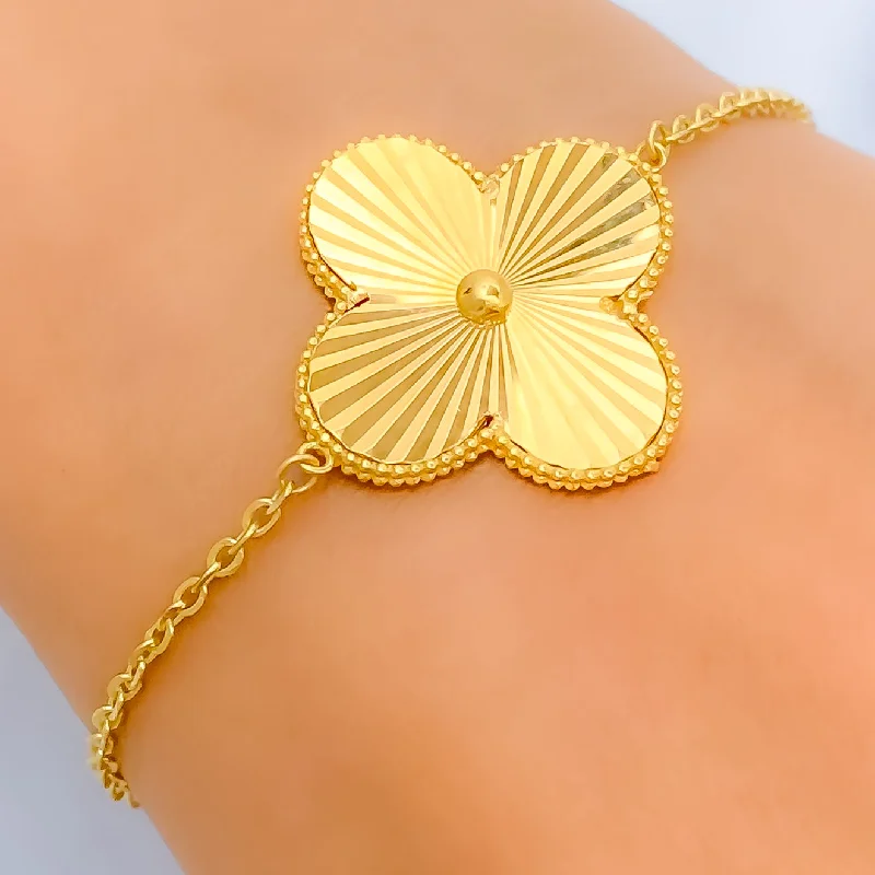 Women’s luxury cuff bracelets-Large Radiant Clover Leaf 21k Gold Bracelet