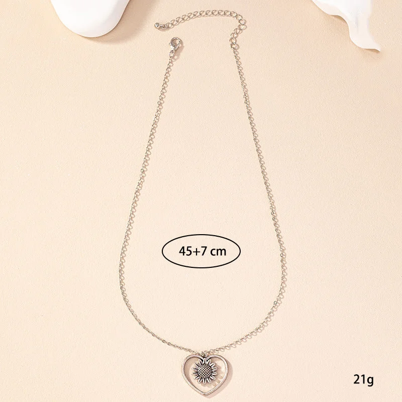 X002-Summer Capsule Pink Heart Necklace