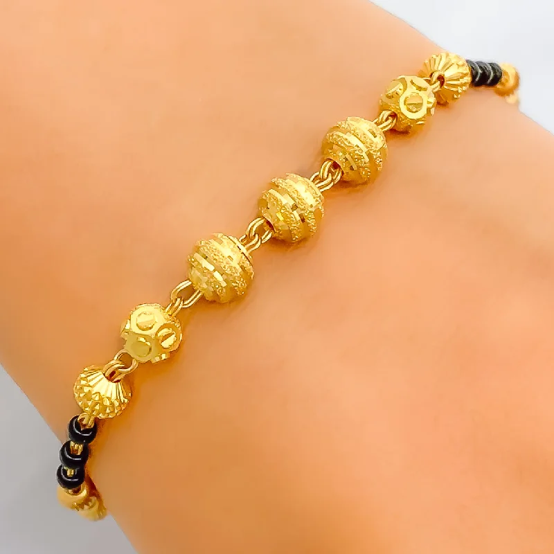 Women’s diamond bracelets-Exclusive Striped 22k Gold Black Bead Bracelet